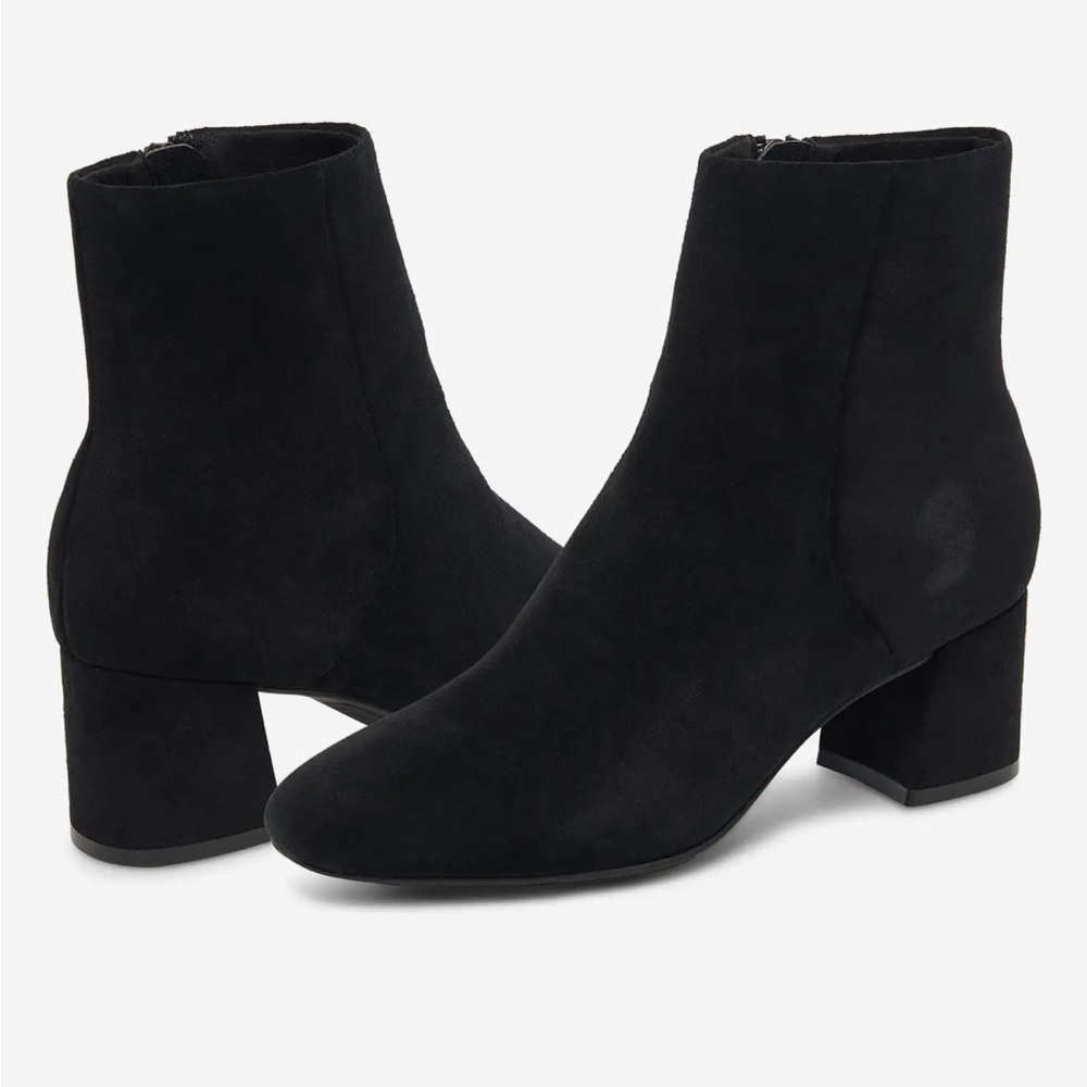 Blondo Alida black booties